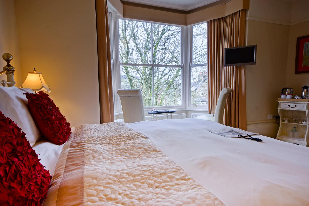 Alpine Lodge Guest House Buxton  Ngoại thất bức ảnh
