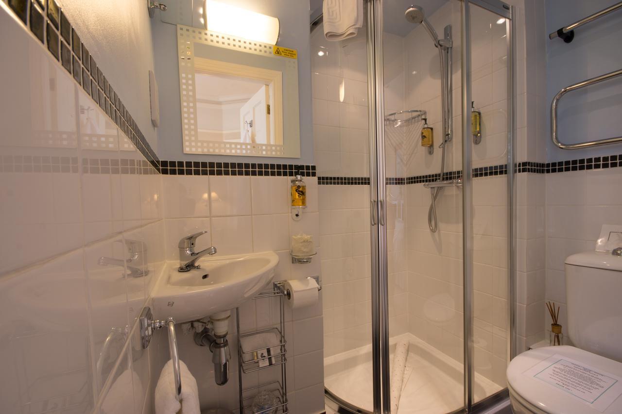 Alpine Lodge Guest House Buxton  Ngoại thất bức ảnh